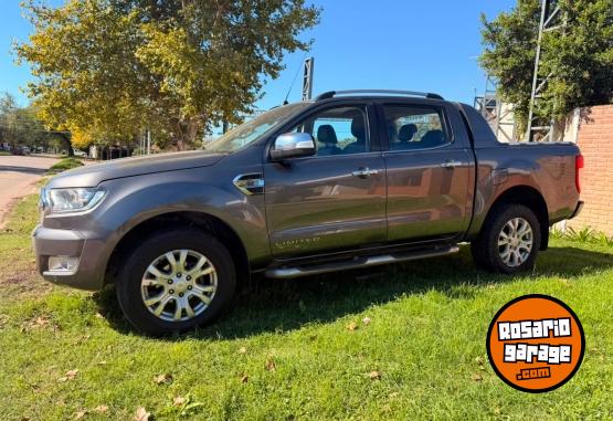 Camionetas - Ford Ranger limited 4x4 2016 Diesel 250000Km - En Venta