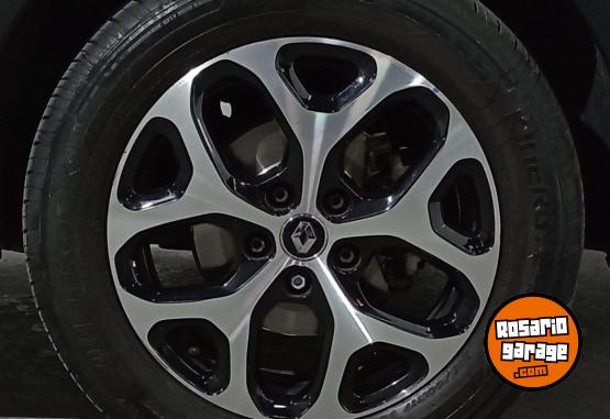 Autos - Renault CAPTUR INTENS M/T 2017 Nafta 121366Km - En Venta