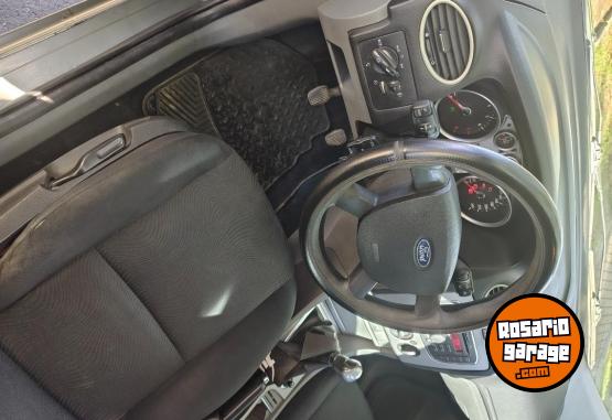 Autos - Ford Trend 2011 Nafta 156000Km - En Venta