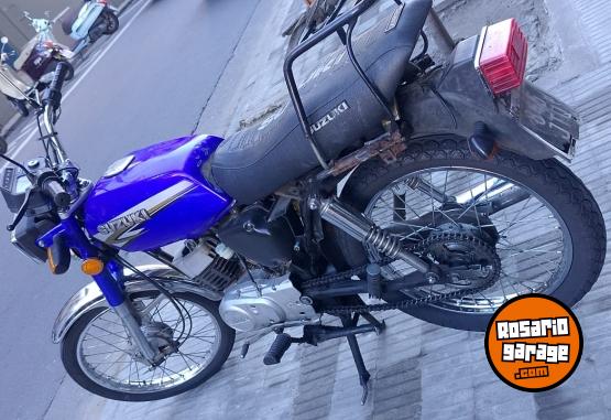 Motos - Suzuki AX100 2013 Nafta 85000Km - En Venta