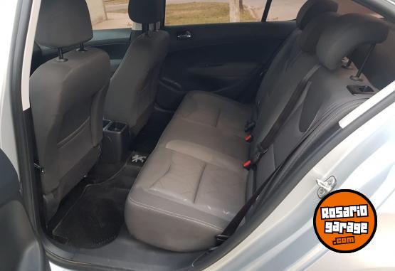 Autos - Peugeot 408 Active 1.6 2016 Nafta 125000Km - En Venta