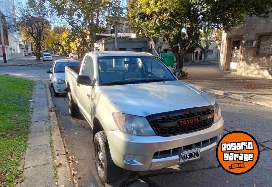 Camionetas - Toyota Hilux cabina simple 2007 Diesel 226000Km - En Venta
