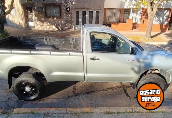 Camionetas - Toyota Hilux cabina simple 2007 Diesel 226000Km - En Venta