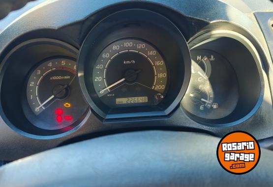 Camionetas - Toyota Hilux cabina simple 2007 Diesel 226000Km - En Venta