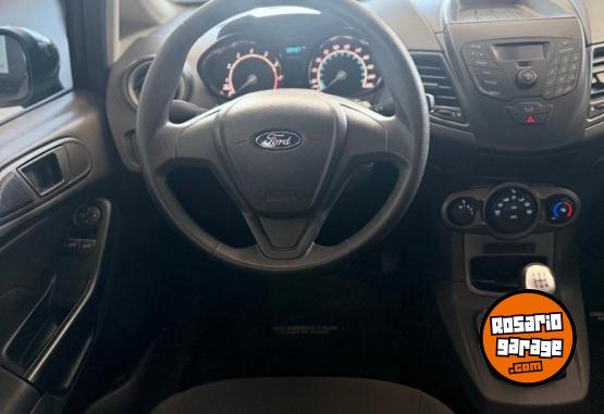 Autos - Ford FIESTA S 1.6 MT 2015 Nafta 126000Km - En Venta