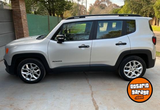 Camionetas - Jeep Renegade Sport AT 2018 Nafta 84500Km - En Venta