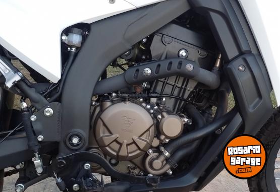 Motos - Voge Rally 300 2023 Nafta 2200Km - En Venta