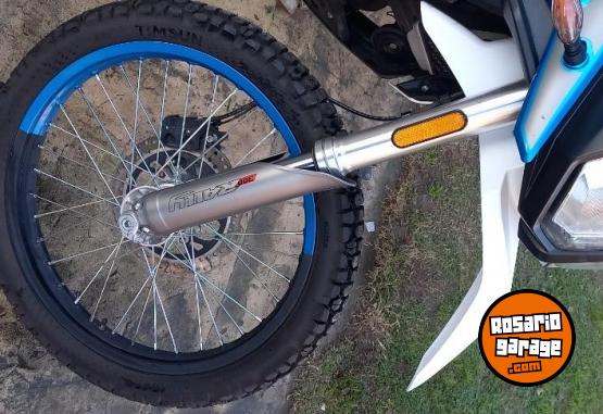 Motos - Voge Rally 300 2023 Nafta 2200Km - En Venta