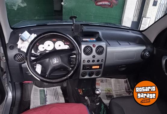 Utilitarios - Peugeot Partner 2013 Diesel 170000Km - En Venta