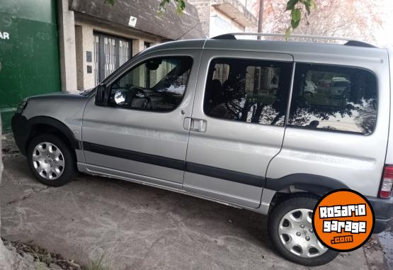 Utilitarios - Peugeot Partner 2013 Diesel 170000Km - En Venta