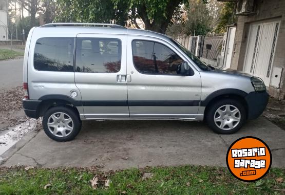 Utilitarios - Peugeot Partner 2013 Diesel 170000Km - En Venta