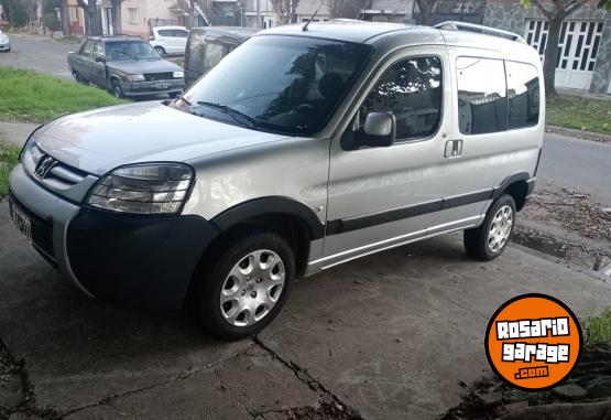 Utilitarios - Peugeot Partner 2013 Diesel 170000Km - En Venta