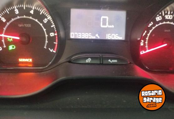 Autos - Peugeot 208 ALLURE 1.6 2018 Nafta 73000Km - En Venta