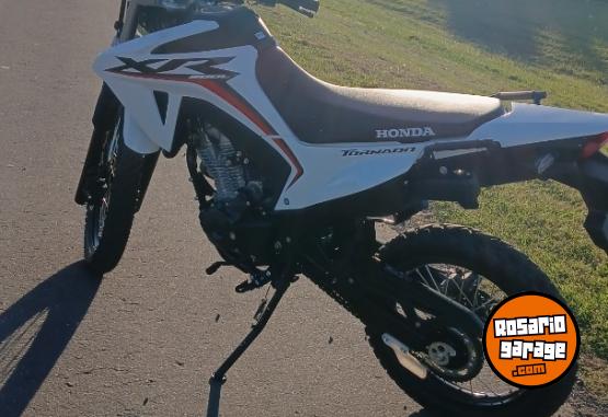 Motos - Honda Xr 300l 2025 Nafta 1500Km - En Venta