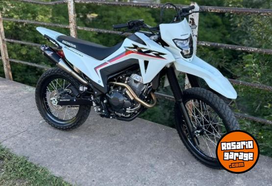 Motos - Honda Xr 300l 2025 Nafta 1500Km - En Venta