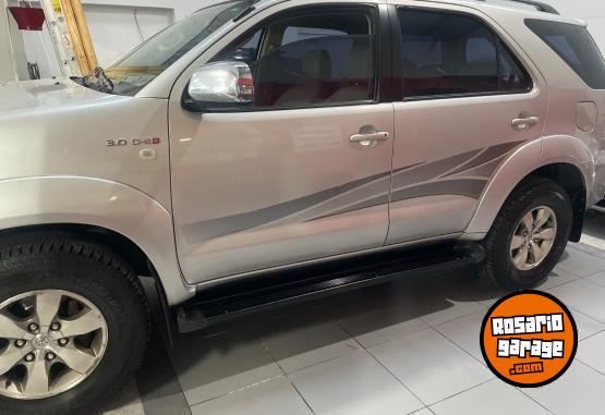 Camionetas - Toyota Sw4 SRV 2007 Diesel 370000Km - En Venta