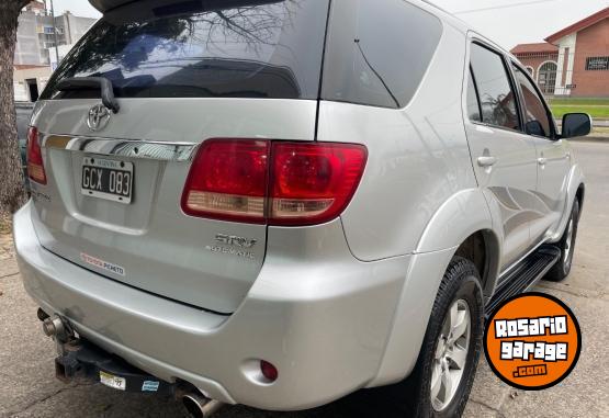 Camionetas - Toyota Sw4 SRV 2007 Diesel 370000Km - En Venta