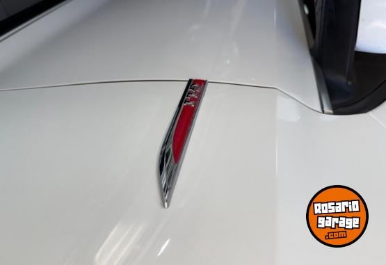 Autos - Volkswagen Vento GLI 2016 Nafta 102000Km - En Venta