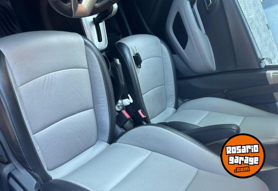 Camionetas - Chevrolet Tracker 2015 Nafta 155000Km - En Venta