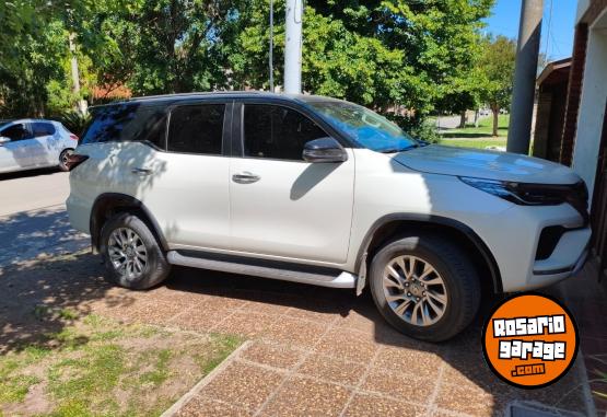 Camionetas - Toyota Sw4 204 cv srx 2021 Diesel 45000Km - En Venta