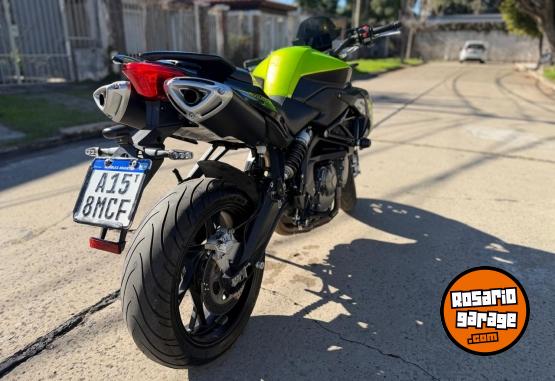 Motos - Benelli TNT 600i modelo 2023 2023 Nafta 28000Km - En Venta