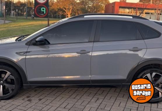 Autos - Volkswagen Nivus Hero 2021 Nafta 98000Km - En Venta