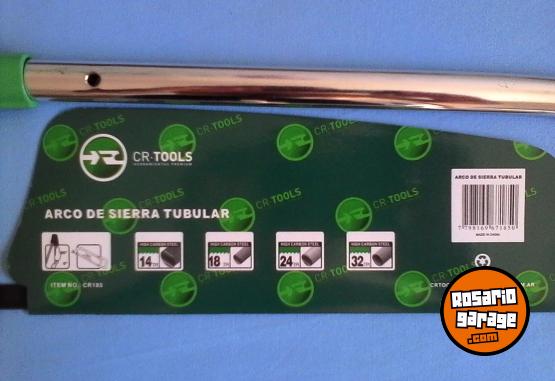Herramientas - Arco de Sierra Tubular CR Tools de 300 mm con Hoja Bimetálica. - En Venta