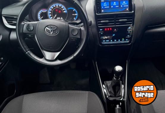 Autos - Toyota Yaris Xls 2023 Nafta 77000Km - En Venta