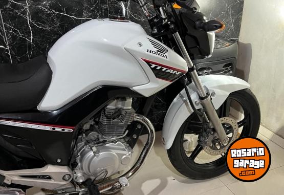 Motos - Honda Titan 2021 Nafta 42000Km - En Venta