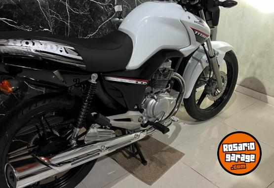 Motos - Honda Titan 2021 Nafta 42000Km - En Venta