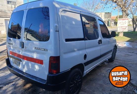 Utilitarios - Peugeot Patnert 2004 Diesel 185000Km - En Venta