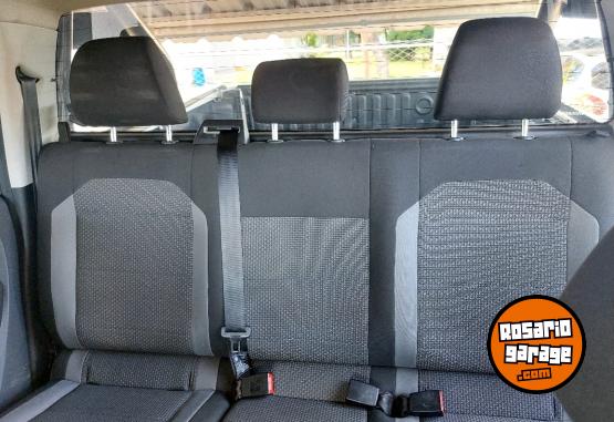 Camionetas - Volkswagen Amarok 2018 Diesel 227000Km - En Venta