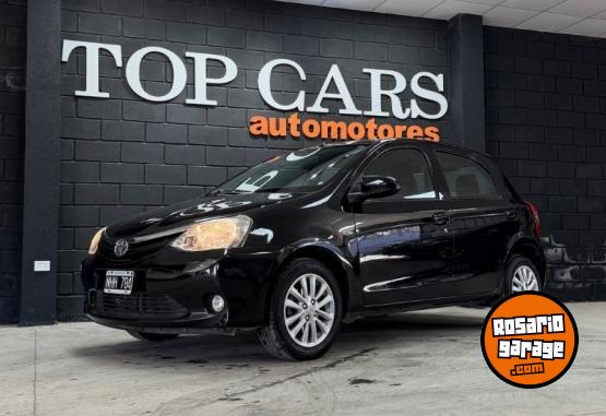 Autos - Toyota Etios XLS 2013 Nafta 130000Km - En Venta