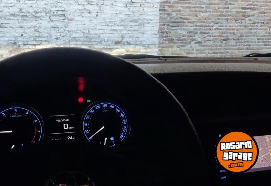 Autos - Toyota Corolla Xei 1.8 2016 Nafta 100600Km - En Venta