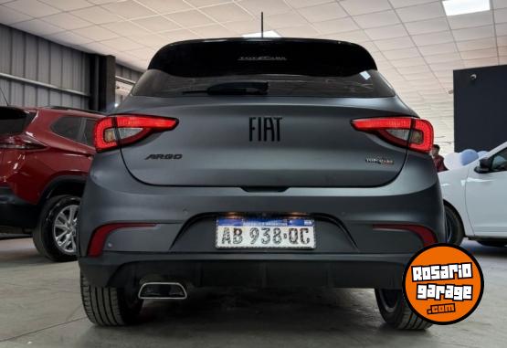 Autos - Fiat Argo HGT 2017 Nafta 120000Km - En Venta
