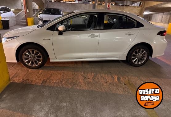 Autos - Toyota Corolla 2022 Electrico / Hibrido 70000Km - En Venta