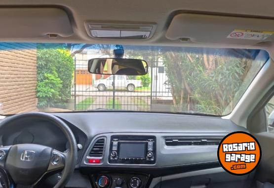 Autos - Honda HRV 2016 Nafta 67000Km - En Venta