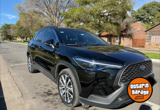 Autos - Toyota Corolla Cross Seg SEG HV 2021 Electrico / Hibrido 70000Km - En Venta