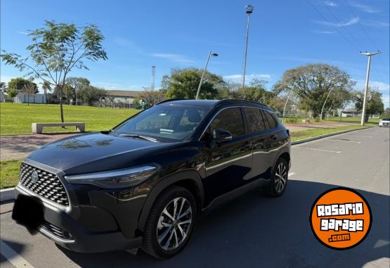 Autos - Toyota Corolla Cross Seg SEG HV 2021 Electrico / Hibrido 70000Km - En Venta