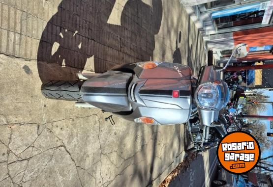 Motos - Kymco Like 125 2025 Nafta 6354Km - En Venta