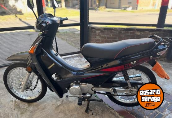 Motos - Motomel 2024 Dlx 2024 Nafta 3500Km - En Venta