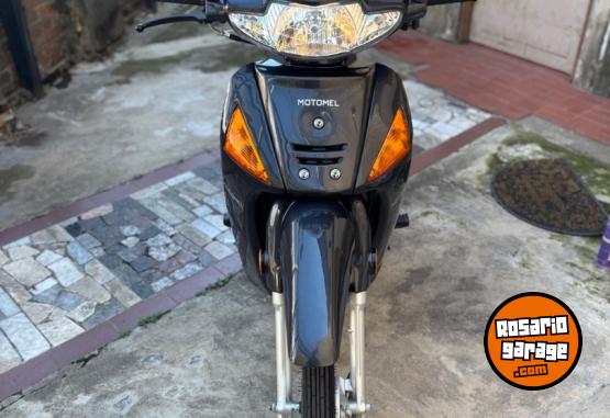 Motos - Motomel 2024 Dlx 2024 Nafta 3500Km - En Venta
