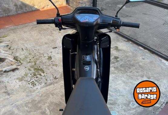 Motos - Motomel 2024 Dlx 2024 Nafta 3500Km - En Venta