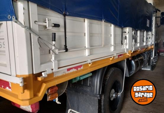 Camiones y Gr�as - Scania g360 autom�tico Modelo 2017 - En Venta