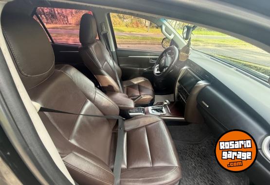 Camionetas - Toyota Srx 2.8 2019 Diesel 130000Km - En Venta