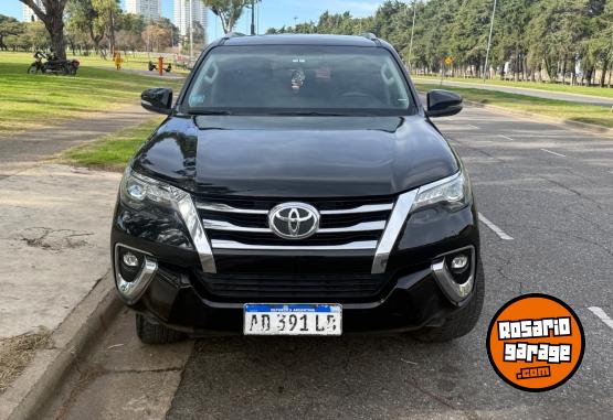 Camionetas - Toyota Srx 2.8 2019 Diesel 130000Km - En Venta