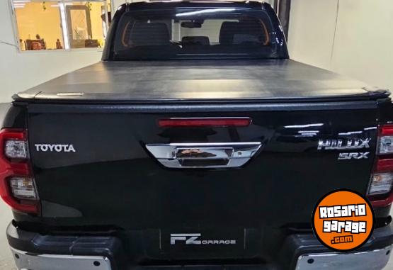 Camionetas - Toyota Hilux SRX 4x4 AT6 2021 Diesel 109428Km - En Venta