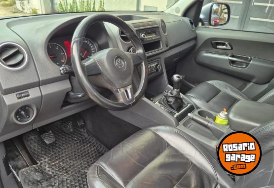 Camionetas - Volkswagen Amarok 4x4 excelente perm 2012 Diesel 180000Km - En Venta