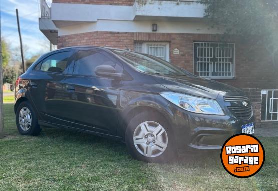 Autos - Chevrolet Ónix 2017 Nafta 102000Km - En Venta