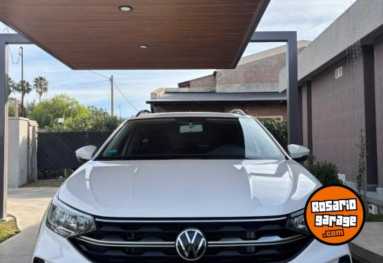 Autos - Volkswagen Nivus 2023 Nafta 26300Km - En Venta